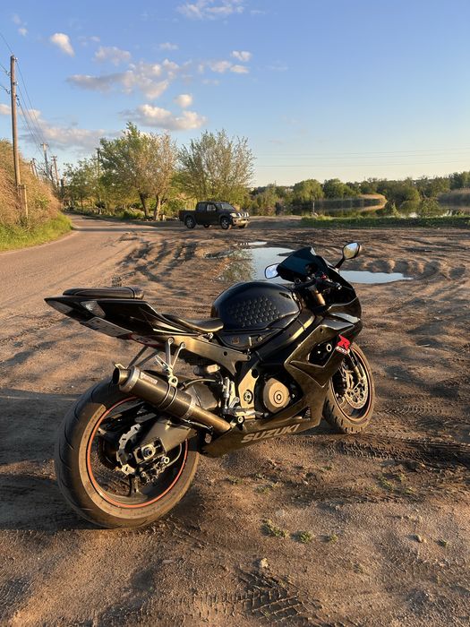 suzuki gsxr 1000 k6