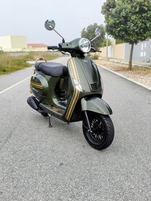 Neco Azzurro 125 mota scooter
