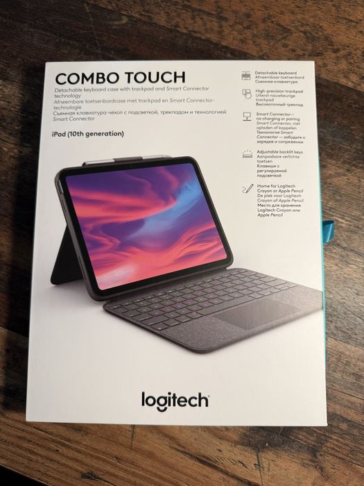 Logitech combo touch iPad 10th generation