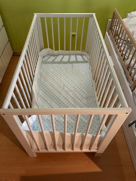 Berço e cadeira da pápa