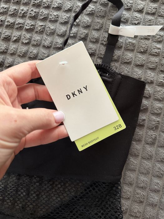 Боді бюстьє DKNY з чашками на кісточках