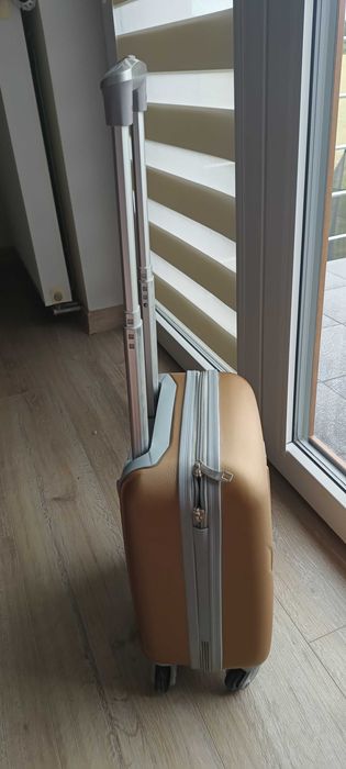 Walizka na kółkach mała RGL