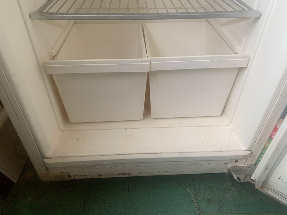 Холодильник Snage