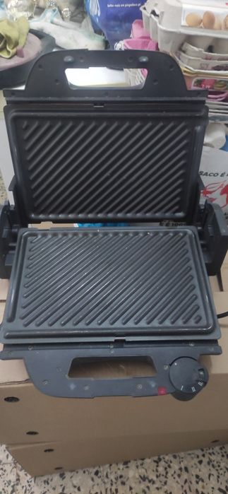 Grelhador elétrico
