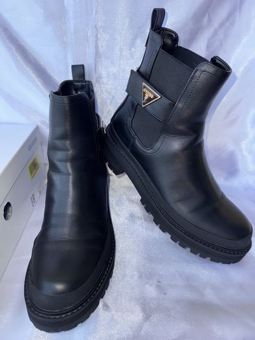 Черевики Guess, оригінал, розмір 39.