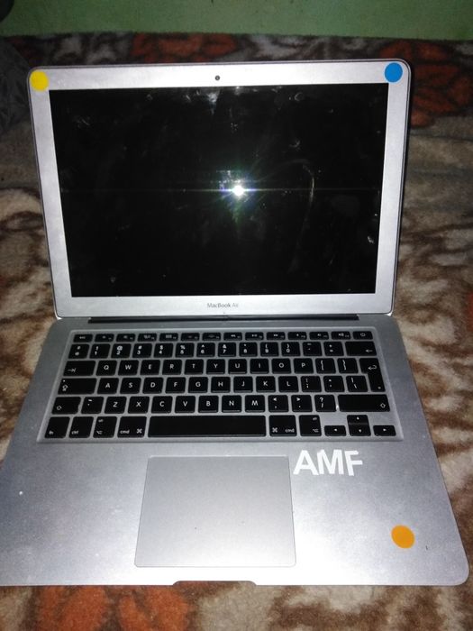MacBook Air 13 (A1369)