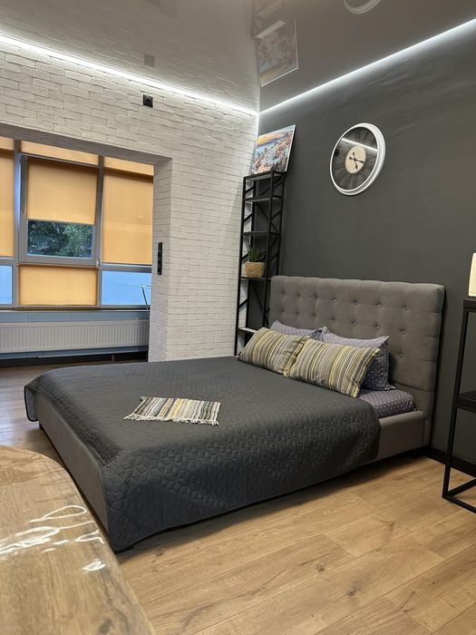 Работаем! Сдам посуточно и почасово 1к.кввртиру