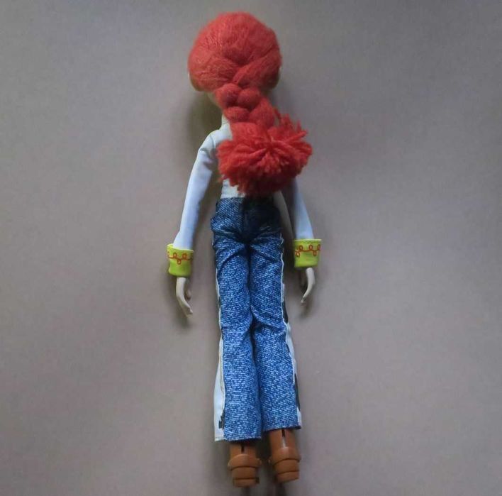 Lalka Jessie z bajki Toy Story Disney Mattel