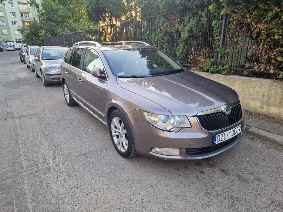 Sprzedam Skodę Superb 2 2011r