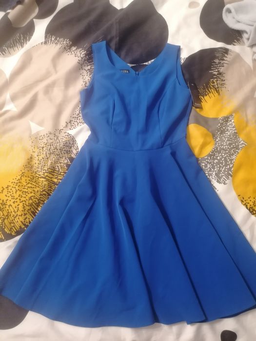 Szafirowa sukienka 40 nowa