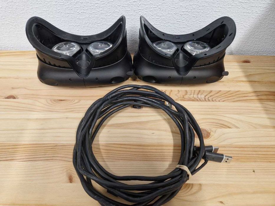 Два HTC Vive із шлейфом на запчастини, відновлення