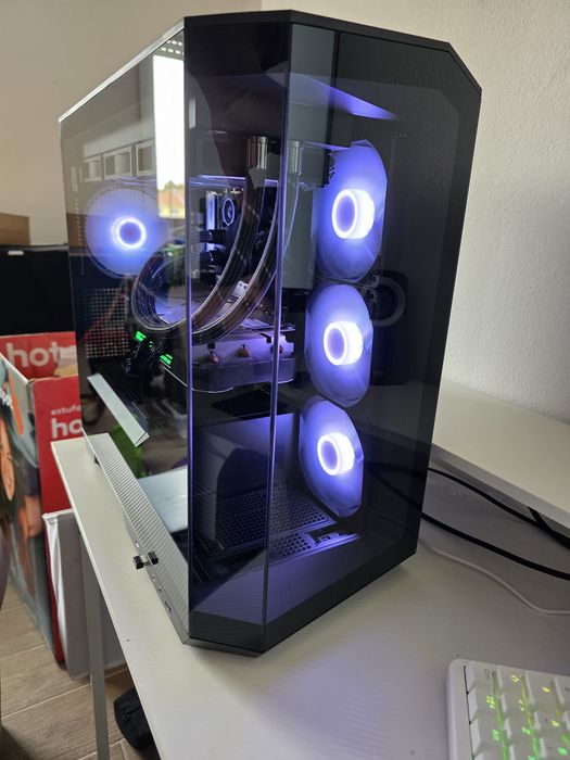 Torre Gaming  AM5 MSI MAG / GTX1070TI 8GB/ 16G DDR5 4800MHZ/ Water Cooler