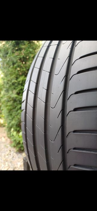 235/55/18 Sprzedam parę opon letnich Pirelli
