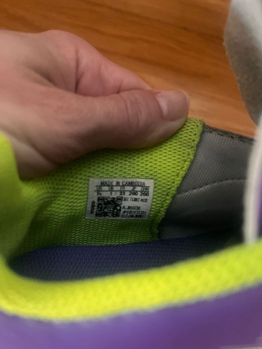 Adidas korki rozm. 33