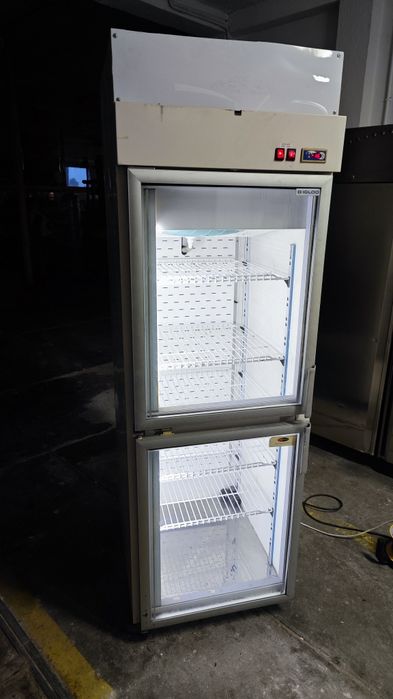 Zamrażarka przeszklona 60x60x200