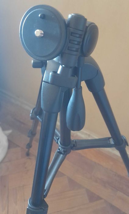 Tripé Sony VCT-R100 para fotografia e video - Bom estado