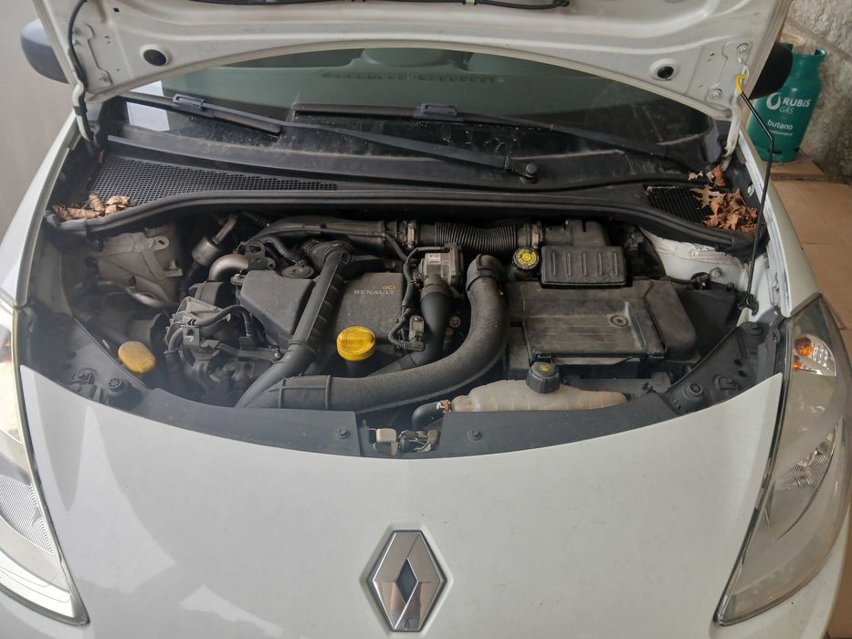 Vendo clio comercial