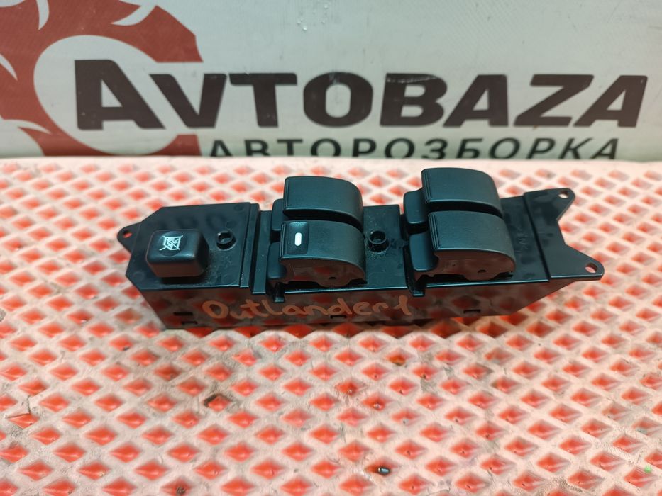 Блок кнопок склопідйомників Mitsubishi Outlander 1 Аутлендер 8608A104