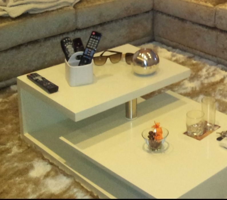 Mesa de centro sala com inox Lacada