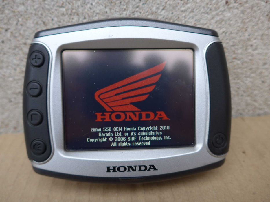 Nawigacja Garmin Zumo 550 / Honda Deauville Varadero ST 1100/1300 cbf