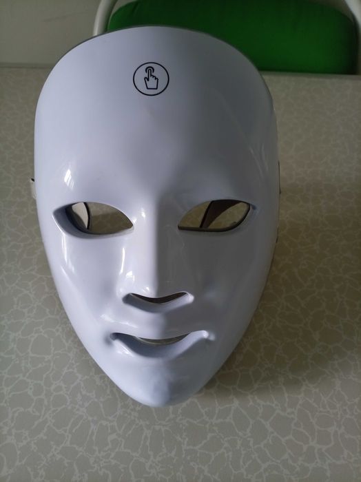 Máscara Facial LED de Fototerapia / Rejuvenescimento (Multicolor)