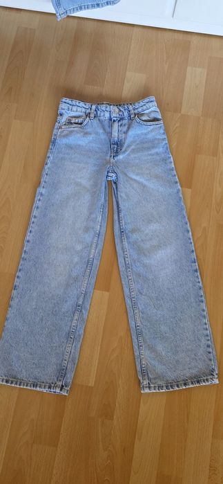 Джинси  Zara Wide Leg , кльош  9-10 р. з нової колекції в ідеал.стані