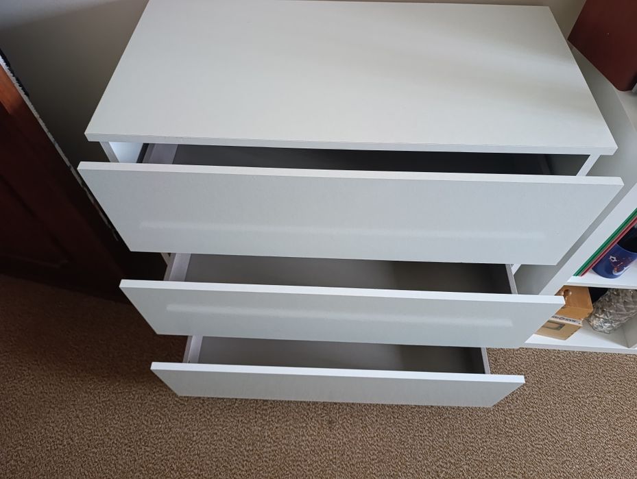 Cómoda Branca - Bom estado