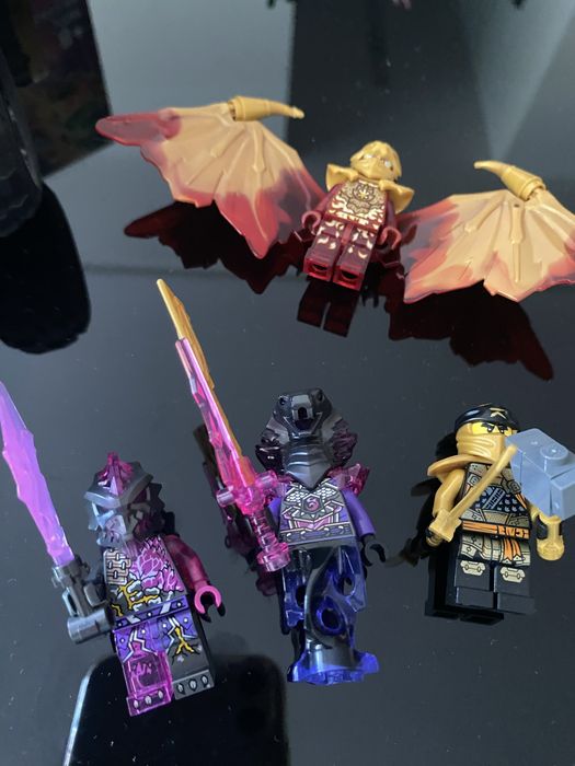 LEGO 71769 Ninjago, klocki, Smoczy krążownik Cole’a,