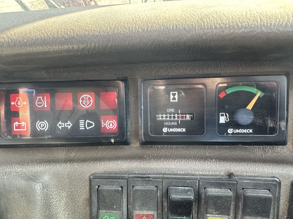 Продам маніту MT1637SL