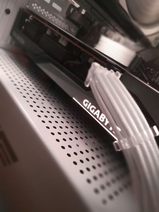 Rx7600 8gb Gwarancja