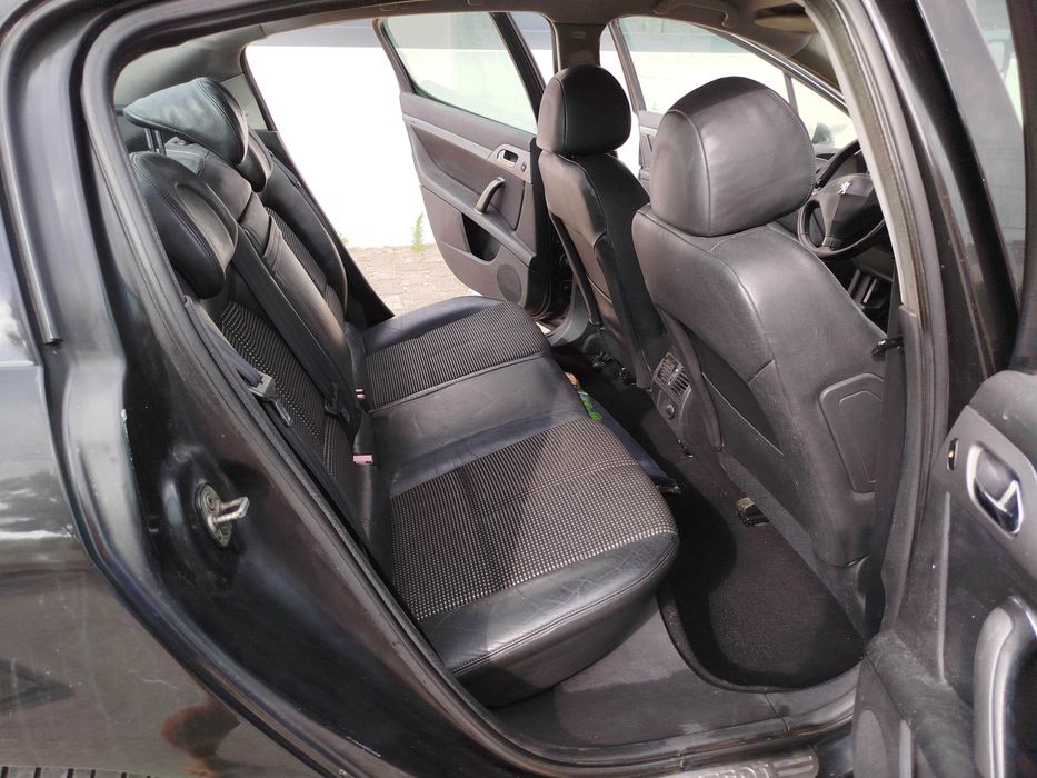 PEUGEOT 407 1.6 HDi – 2004 – Gasóleo