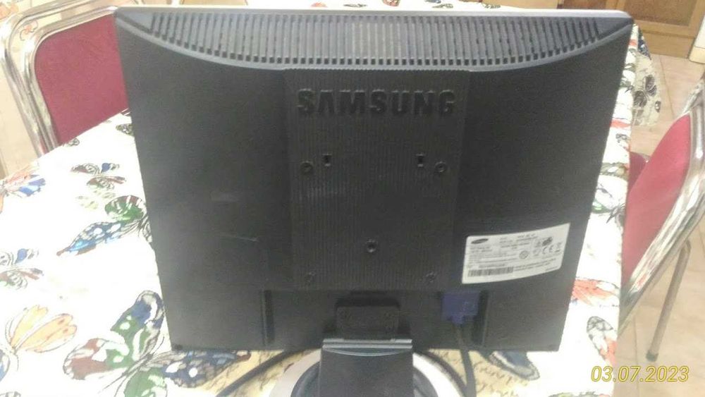 Monitor Samsung de 17"-Modelo - 701n64286118901891121