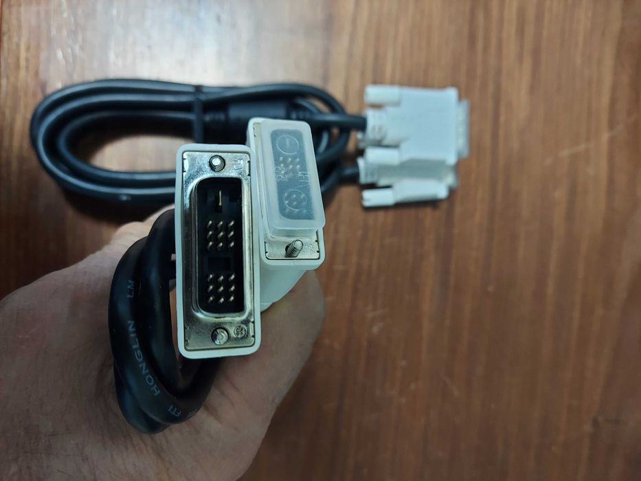 VGA , DVI кабель