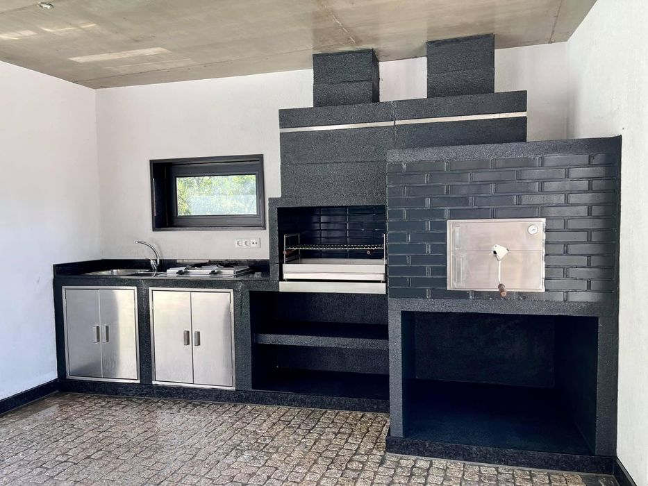 Churrasqueira/forno/kit lavatorio Linha moderna exelente qualidade