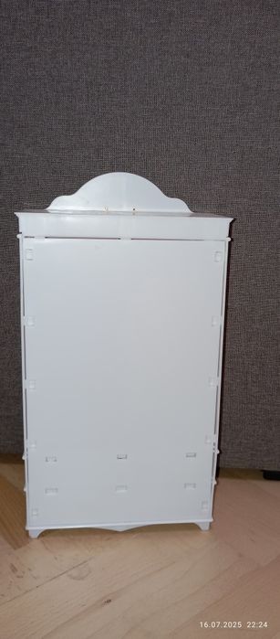 Шкаф с зеркалом для Барби