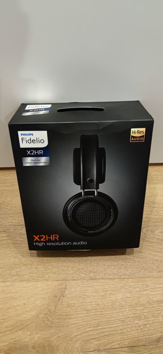 Headphones de estúdio Philips Fidelio x2hr