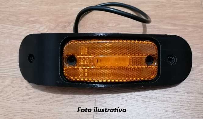 Pisca Curvo Nissan Terrano II - Suporte para pisca retangular