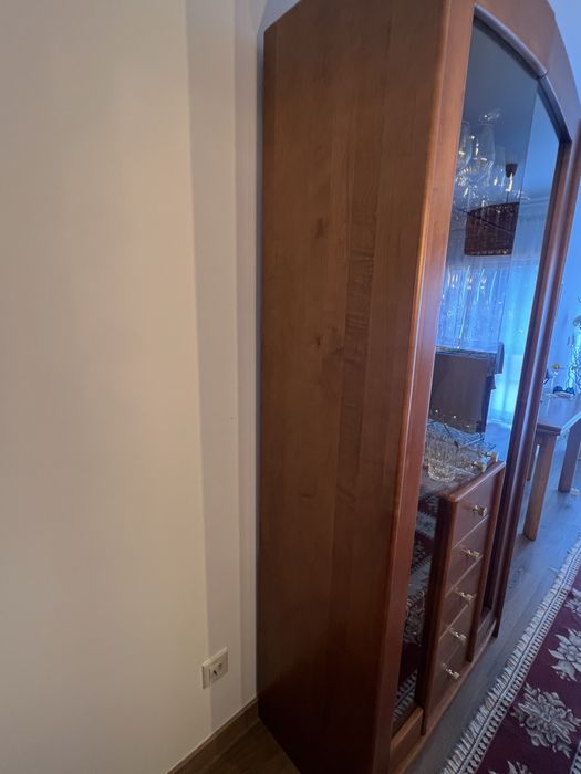 Cristaleira Sala em Cerejeira