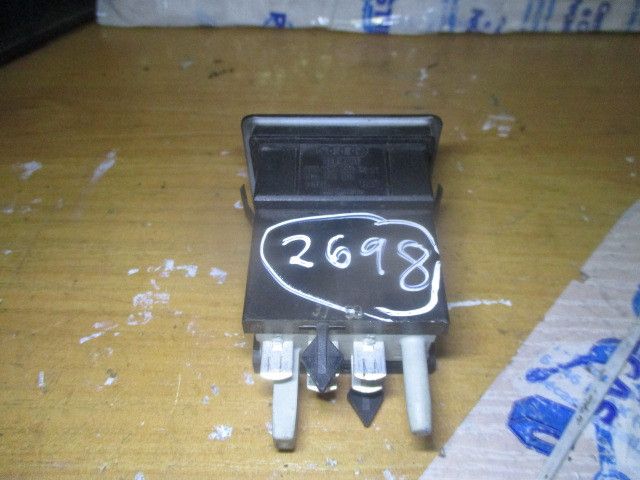 Botão / interruptor de luzes AUDI A4 (8D2, B5)