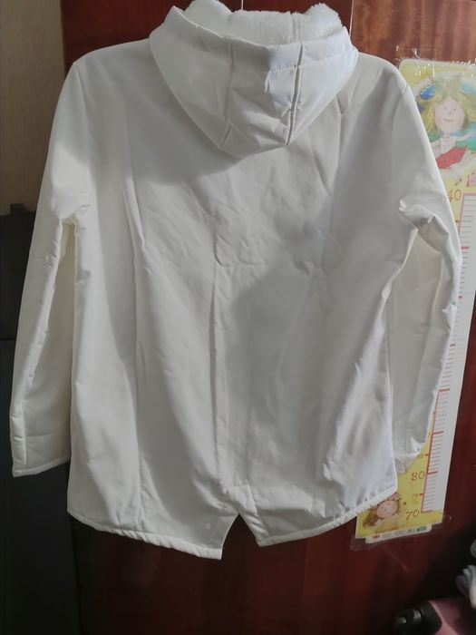 Жіноча куртка демісезонна