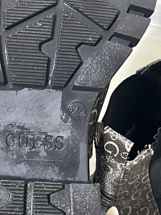 Ботинки GUESS оригінал