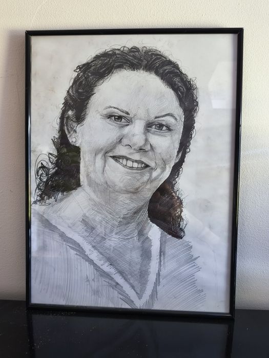 Portret ze zdjęcia ołówkiem - Szybki prezent!