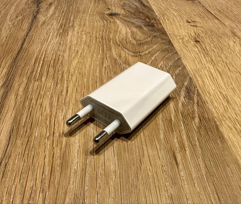 kompaktowa ładowarka 5V 1A do iPhone + kabel 1m USB-A/lightning