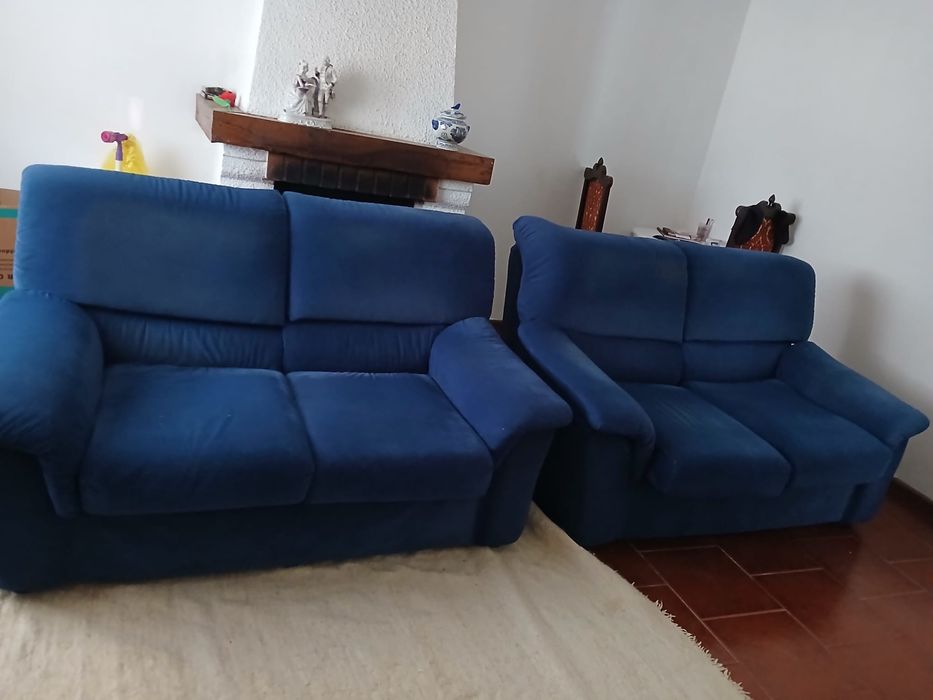 Conjunto sofás 4 lugares