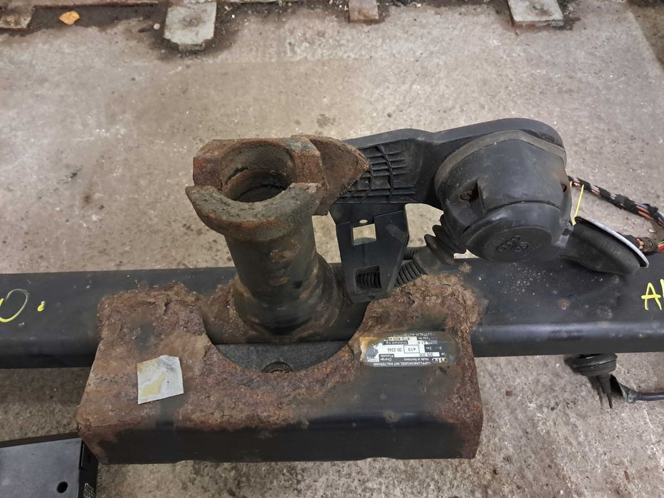 Westfalia 305305 belka hak moduł sterownik Hella AUDI A4 B8 A5 8T