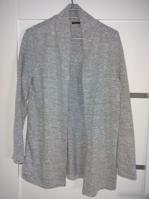 Sweter szary z cekinami