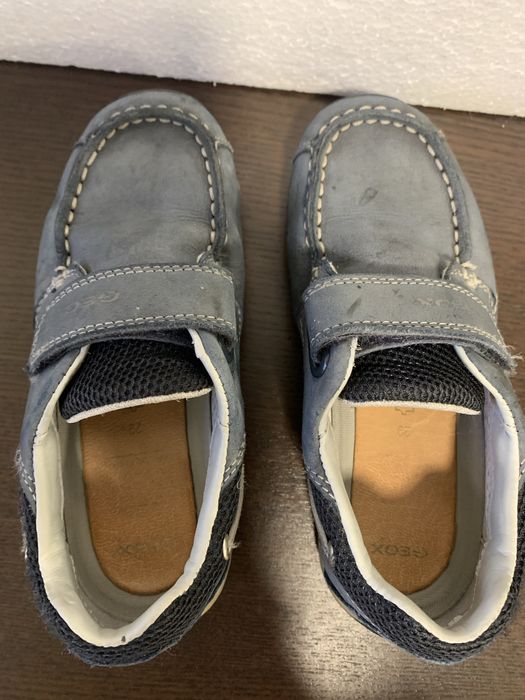 Sapatos Mocassins azuis com velcro geox 29