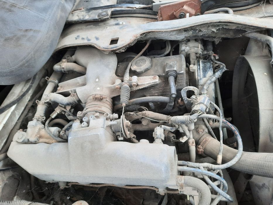 Продам двигатель MAZDA E2000