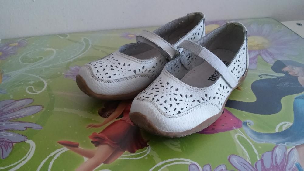 Sapatos em pele n.31