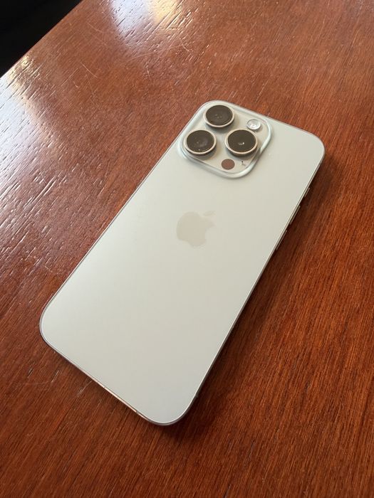 Apple iphone 15 pro